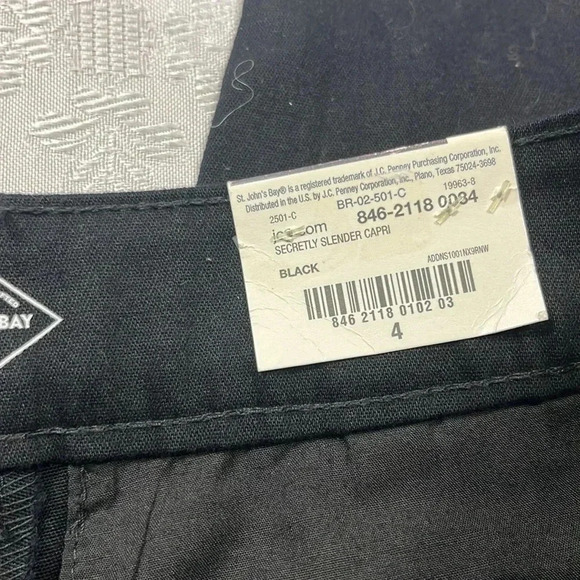 St. John’s Bay women’s capris size 4 - Picture 8 of 16